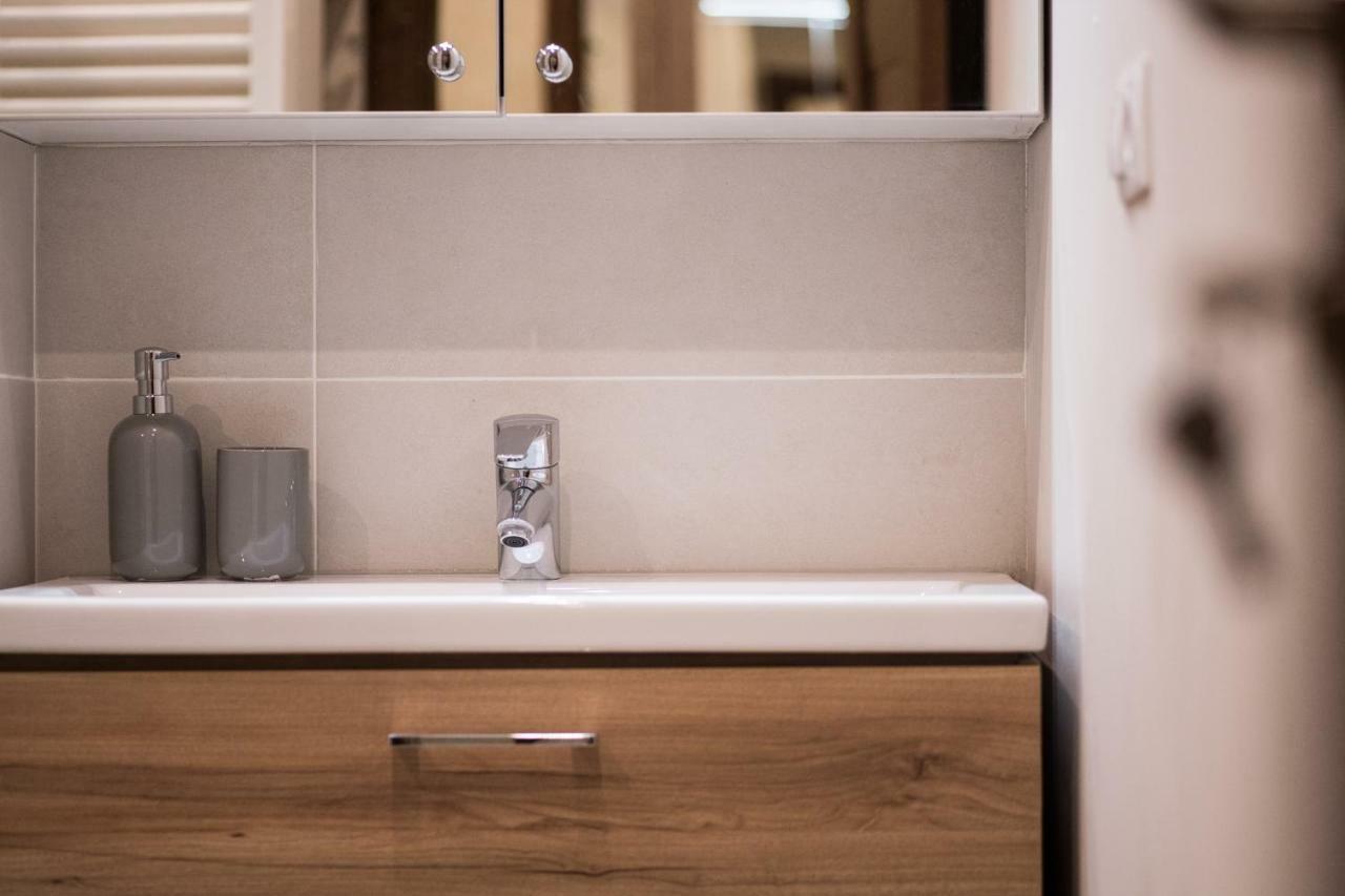 Apartment Elias Kaloşvar Dış mekan fotoğraf
