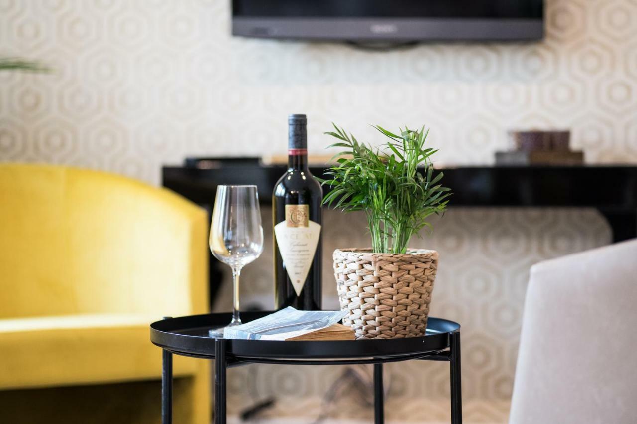 Apartment Elias Kaloşvar Dış mekan fotoğraf
