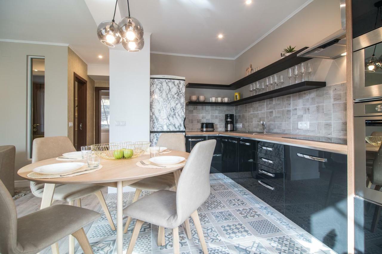 Apartment Elias Kaloşvar Dış mekan fotoğraf