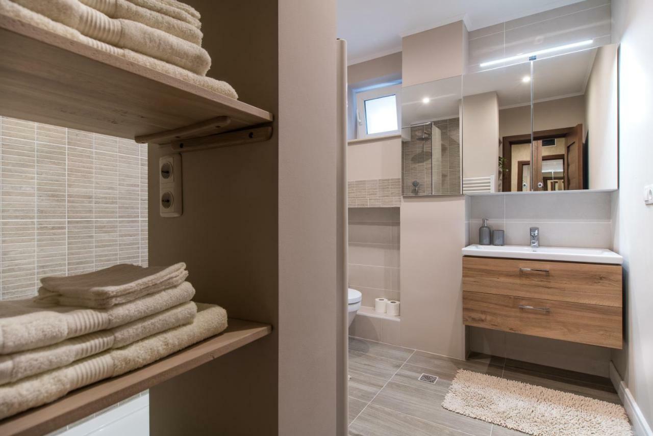 Apartment Elias Kaloşvar Dış mekan fotoğraf